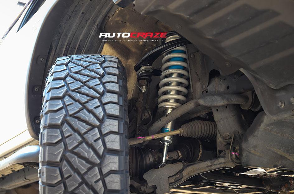 TOYOTA HILUX N80 4WD GRENADE OR MATTE BLACK